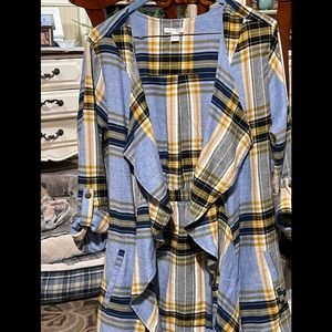 Flannel open front tunic-cascade front roll & button cuff, elastic back 14/16